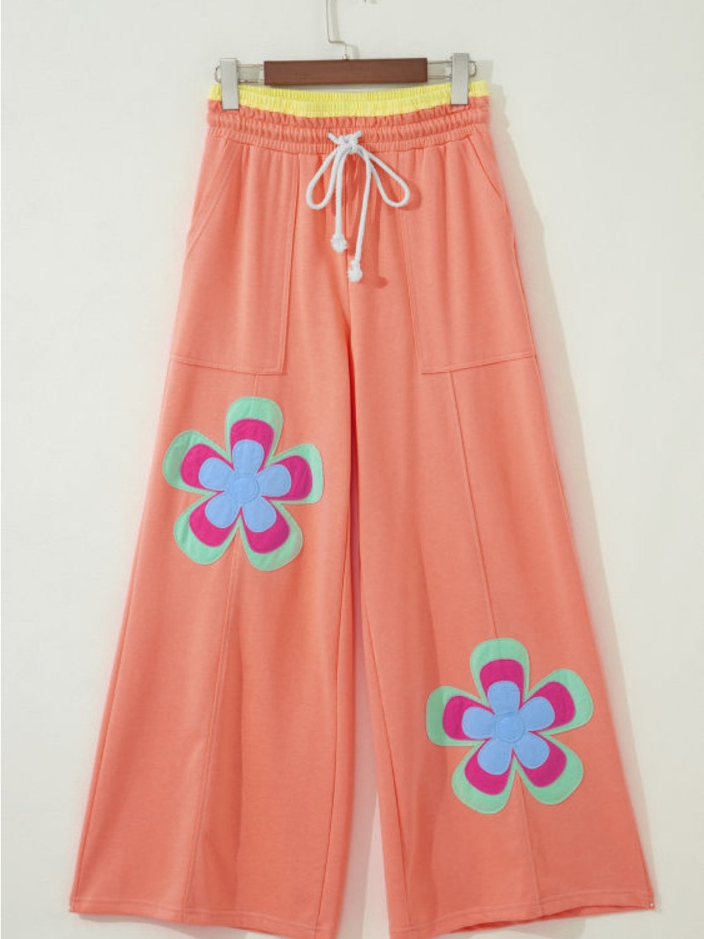 Women’s Wide-Leg Floral Appliqué Pants - Coral - Picture 5 of 9